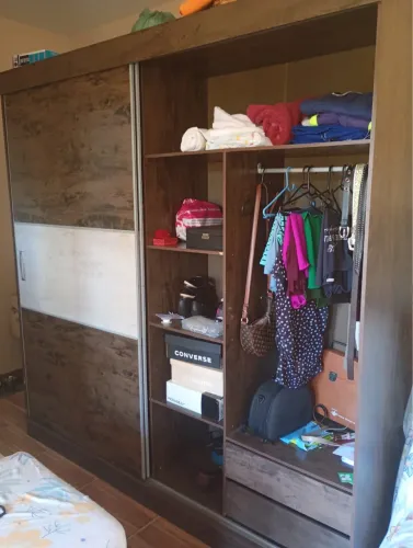 Guarda roupa casal