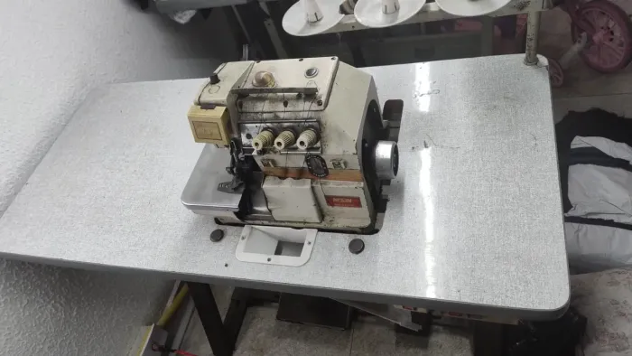 Máquina de costura