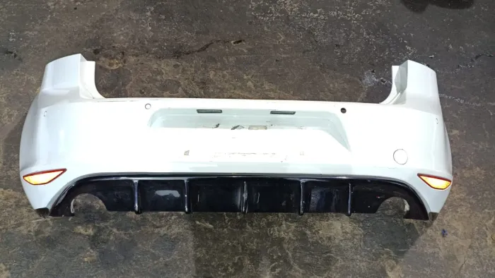 Pára-choque traseiro VW Golf Gti 2015 2016 2017