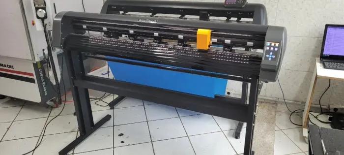Plotter de Recorte CamPro V48 120cm
