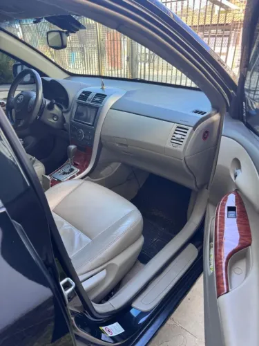 Toyota Corolla Altis 2.0 Flex 16V Aut. 2011