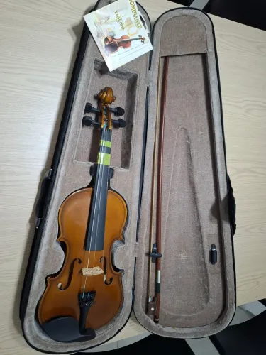 Violino1/4, Dominante
