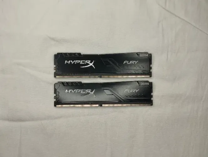 Kit Memória RAM HyperX Fury DDR4 16GB (2x8GB) Black