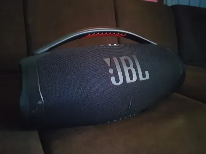 Bombox3