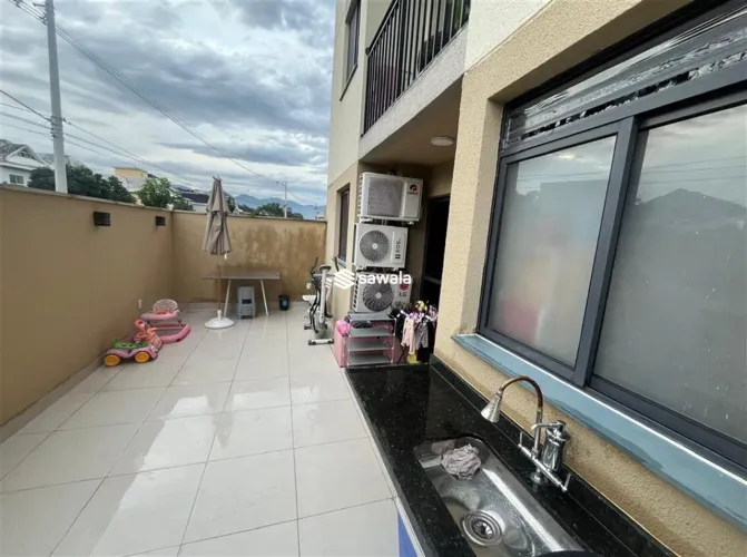 Apartamento garden, com excelente área privativa, 2 qts sendo 1 suíte
