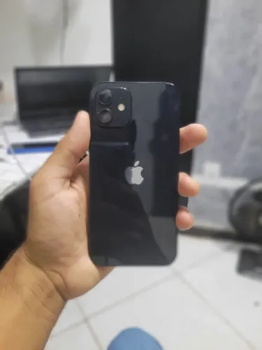 IPHONE 12