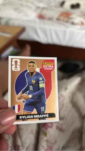 Figurinha legend bronze mbappé