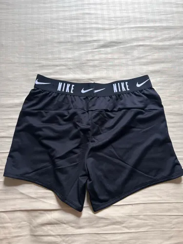 Short Nike Original (Novo com Etiqueta) 