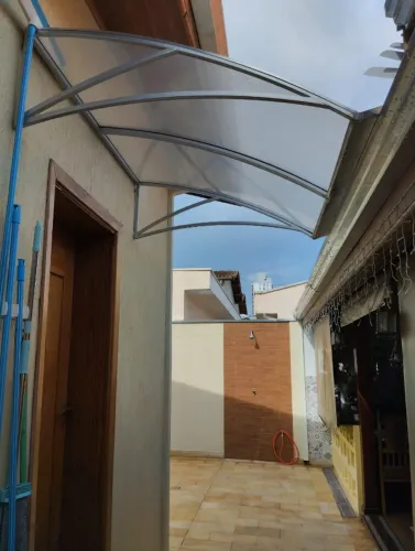 Toldo para porta ou janela