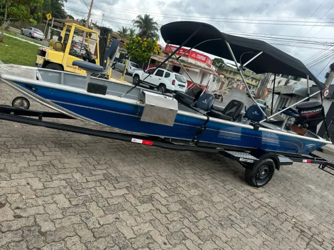  Barco / Lancha  6mts + Motor 50HP, 2025 
