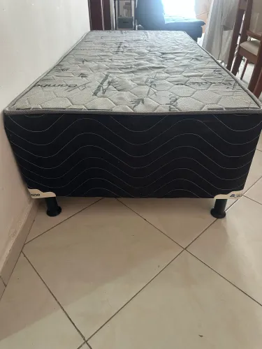 Cama Solteiro
