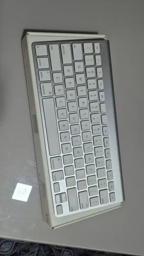Teclado Apple sem fio