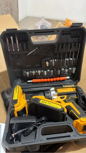 Parafusadeira furadora 48v com 2 bateria