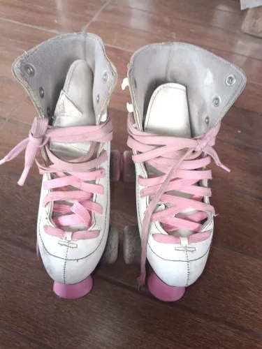 PATINS 4 rodas
