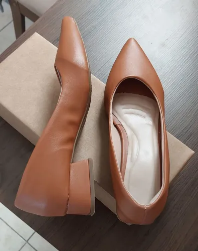 Scarpin novo tamanho 36 na caixa