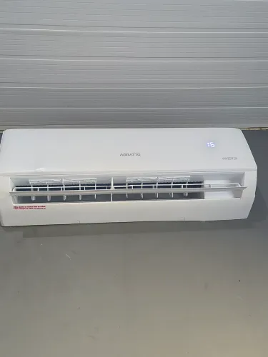 Ar condicionado semi novo