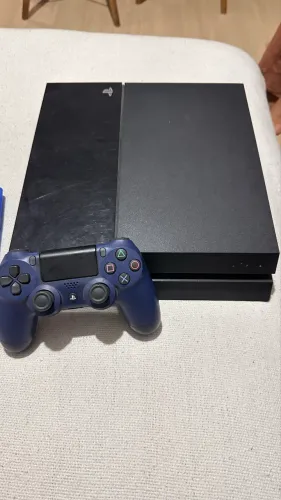     PS4 Fat Completo com Controle e Cabos