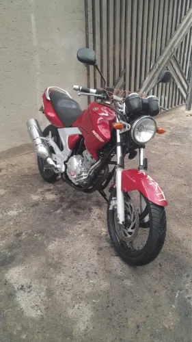 Fazer 250