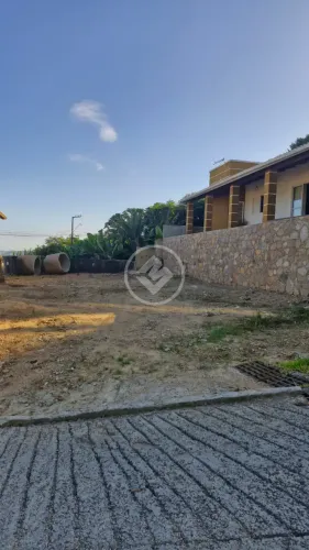 Oportunidade única: Terreno com água, luz e topografia, pertinho da praia! codigo: 146622