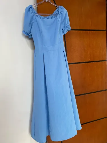 TODOS POR R$ 200. Vestidos seminovos.