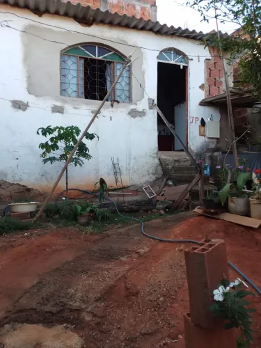 Casa à Venda no Bairro Turmalina