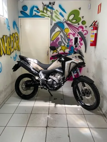 HONDA SAHARA 300 ADVENTURE 2025/2026