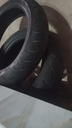 Par de Pneus NMAX Seminovos - Excelente Estado!