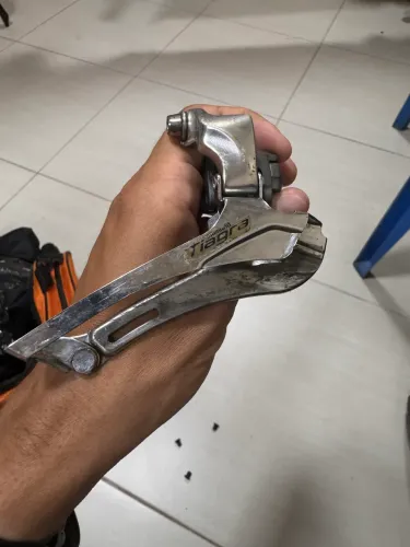 Cambio Dianteiro Tiagra Shimano