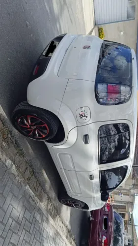 Fiat Uno Attractive 1.0 Flex 6V 5P 2017