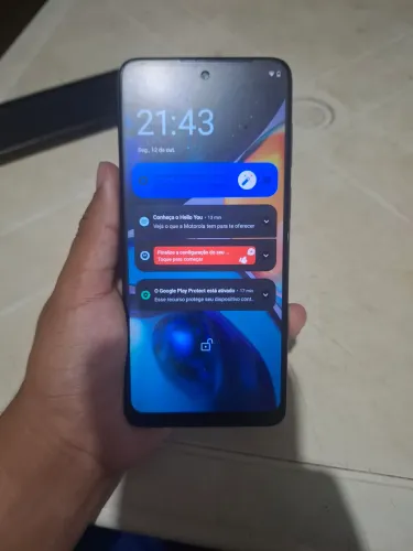 Moto G22 128g Preto com capinha e película 3d com proteção de privacidade.