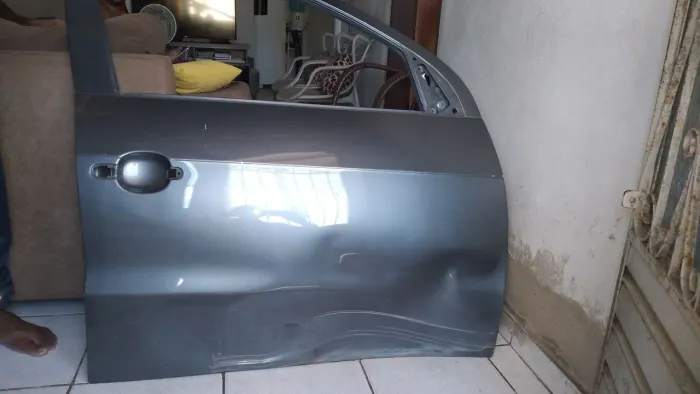 PORTA DIANTEIRA DO GOL G7 LADO DIREITO
