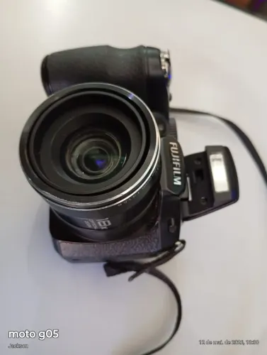 Camera Fujifilm FinePix S2980