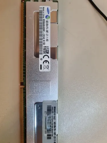 Memória RAM Samsung 64GB DDR4 ECC Server 2400MHz