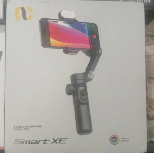 Gimbal tres eixos novo para celular smart Xe novo na caixa sem uso
