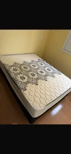 Cama box casal