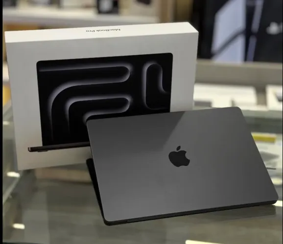 Macbook pro M5 pro 16GB/1TB Lacrado 1 ano garantia