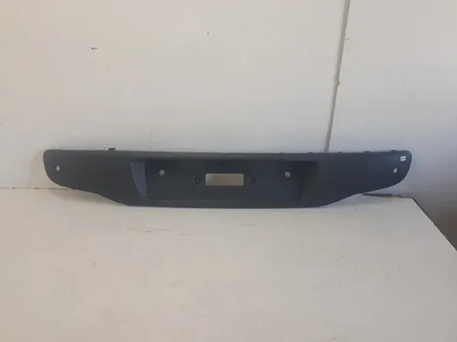 Aplique Parachoque Tras Punto 2013/2017 Original Usado 22165 Preto