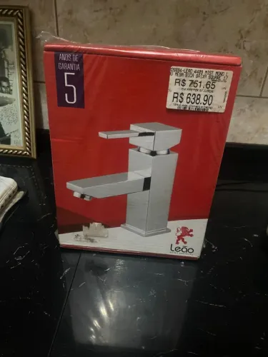 Torneira de fino acabamento para banheiro em metal