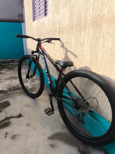 Bicicleta aro 29 só tá sem freio