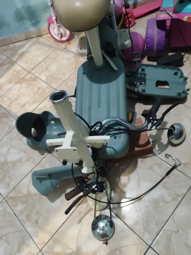 Scooter eletrica - Conserto ou retirada de peças 