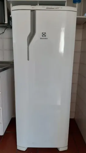 Geladeira a novinha
