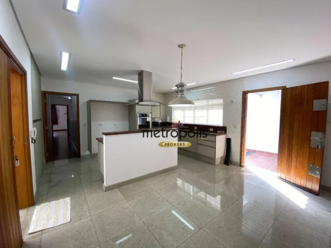 Casa com 3 dormitórios para alugar, 261 m² por R$ 10.469,37/mês - Osvaldo Cruz - São Caeta