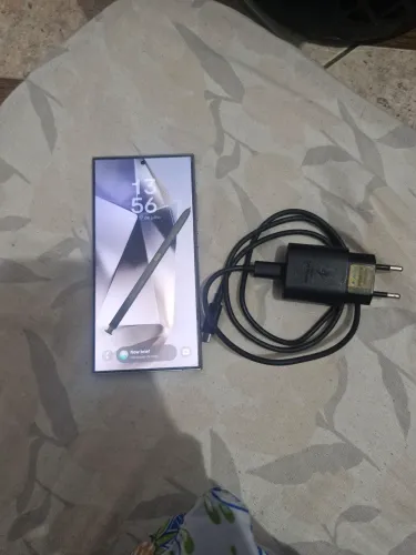 S24 ultra 256GB 12GB RAM