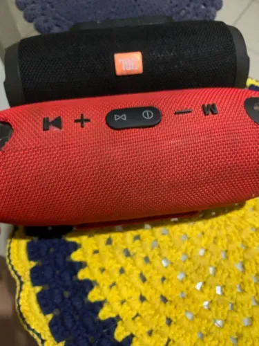 Caixa de som jbl