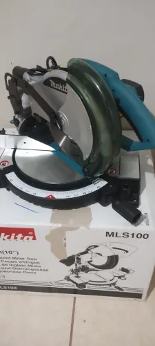 Serra de Esquadria Industrial 10 Pol. 255mm 1500W 110V MAKITA-MLS100