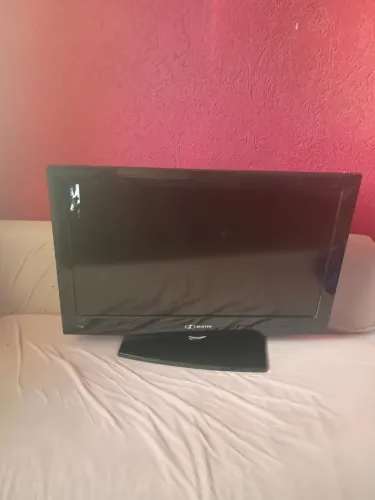 Tv buster 32 em funcionando perfeitamente