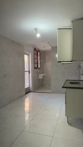 ALUGA-SE CASA NO PANORAMA 