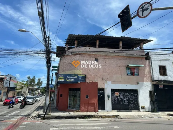Esquina Privilegiada Montese | Visibilidade Máxima + Renda Mista Garantida