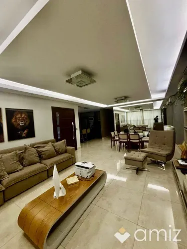 Casa Alto Padrão com Piscina e Closet - Jardim Atlântico