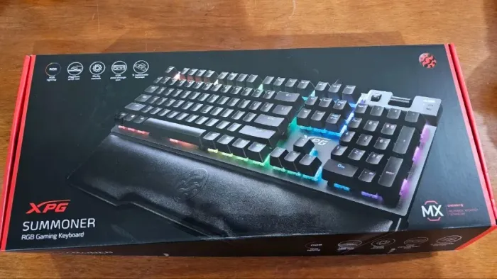 Teclado Mecânico Switch Cherry MX XPG Summoner RGB
